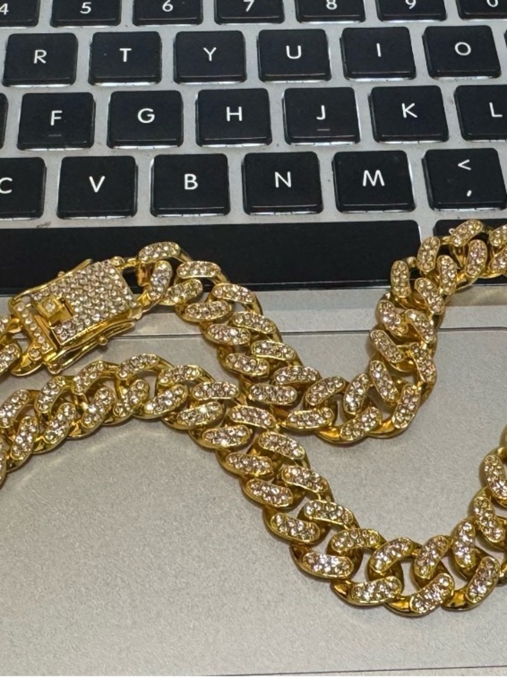 New men’s 22in iced out Cuban link chain necklace gold toned jewelry double lock